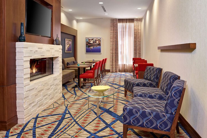 Hotel Interior 6 of 36