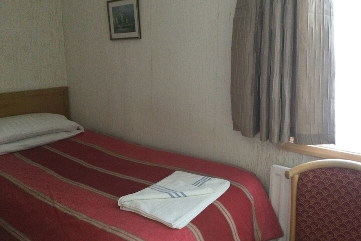 Room 65 of 170