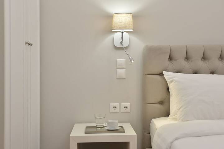 Room 12 of 30