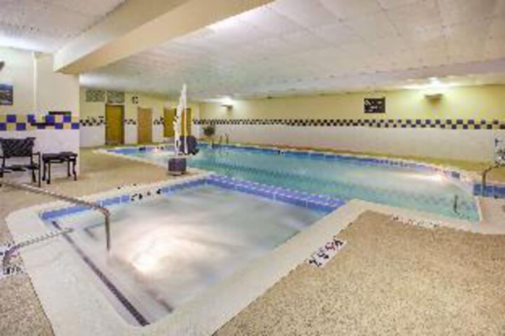Pool 14 of 27