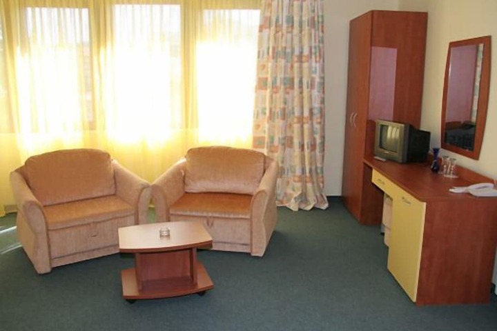 Room 21 of 61