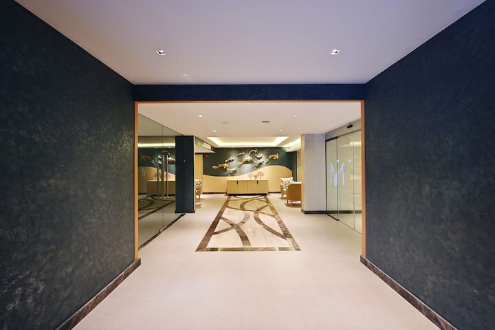 Hotel Interior 7 of 165