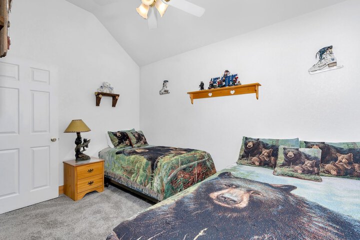 Room 2 of 24