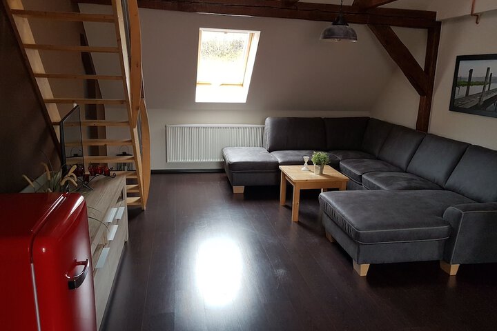 Room 16 of 51
