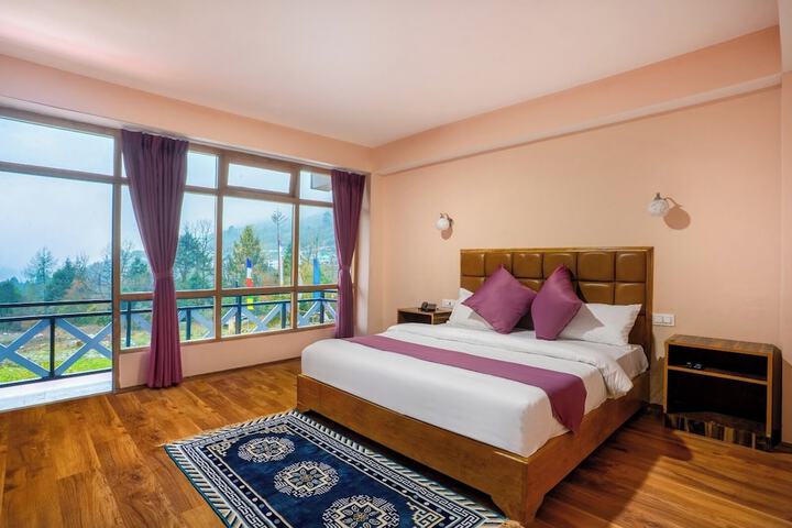 Room 2 of 19