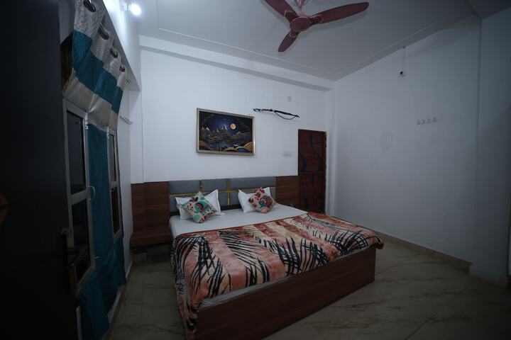 Room 21 of 39