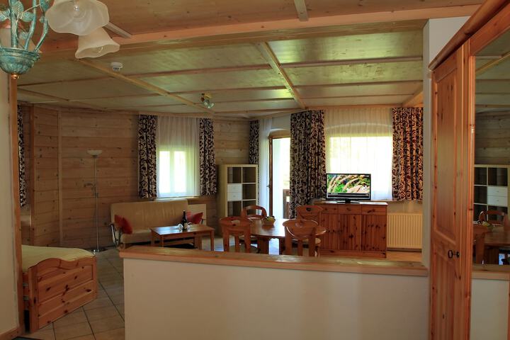 Room 14 of 61