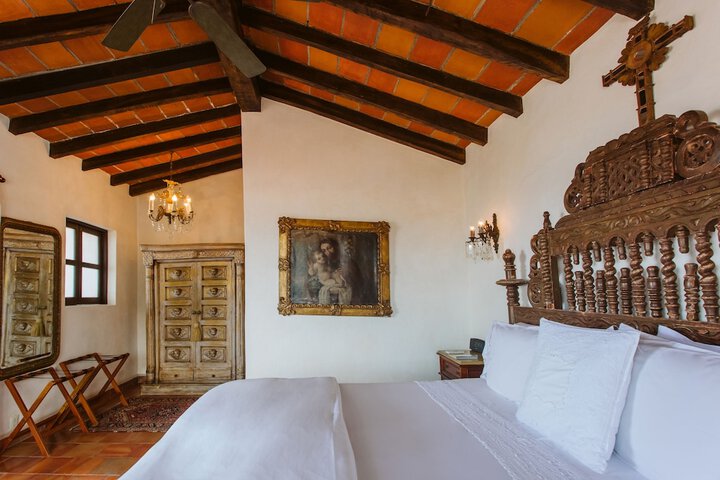 Room 45 of 169