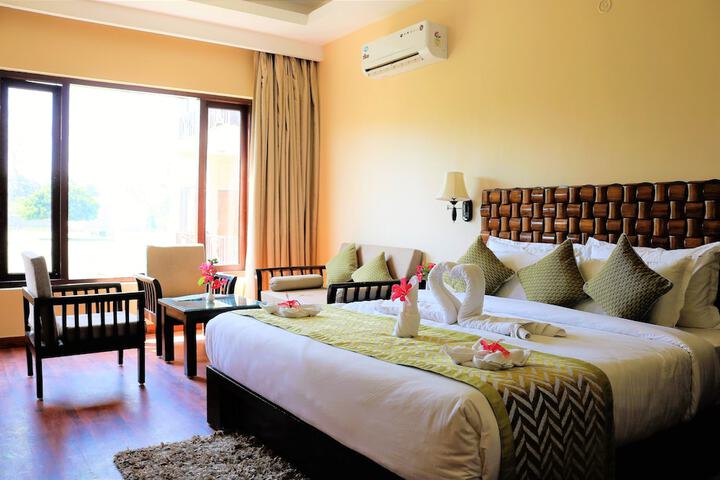 Room 3 of 27