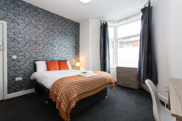 Room 17 of 26