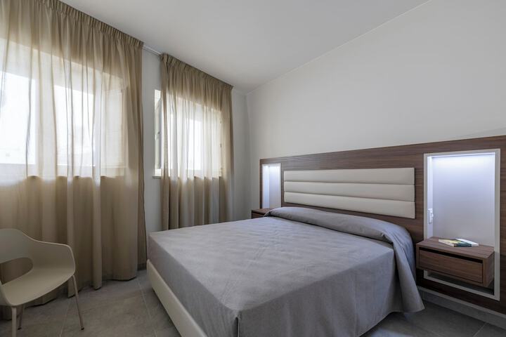 Room 9 of 75