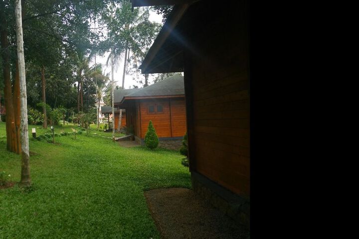 Property Grounds 30 of 59