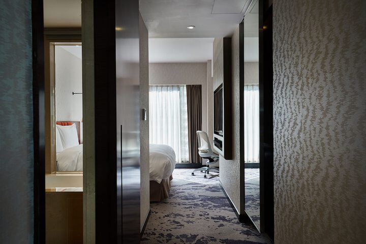 Room 10 of 41