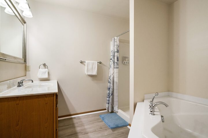 Room 109 of 112