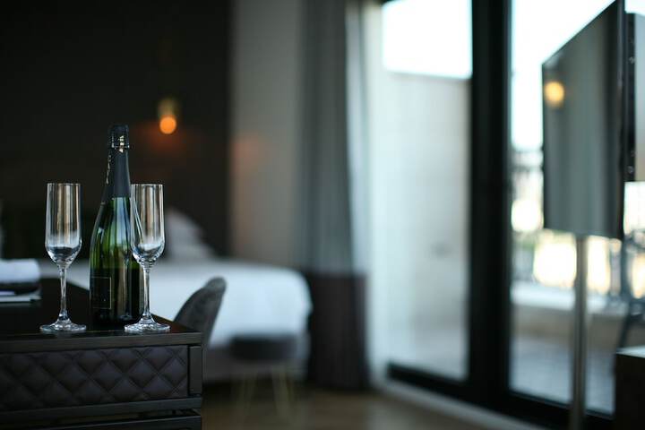 Room 20 of 49