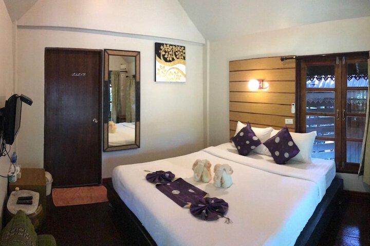 Room 9 of 54