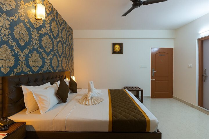 Room 17 of 42