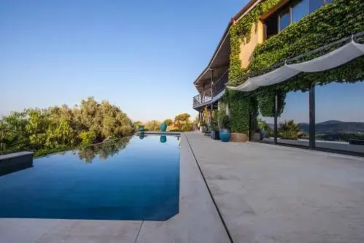 Pool 9 of 11