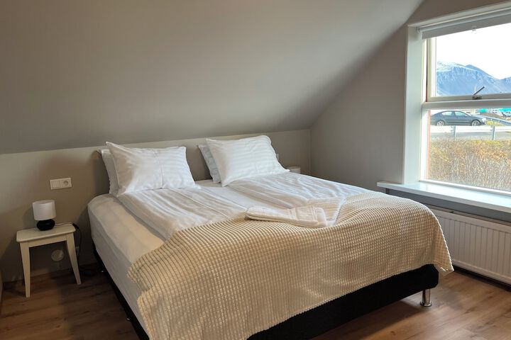 Room 5 of 29