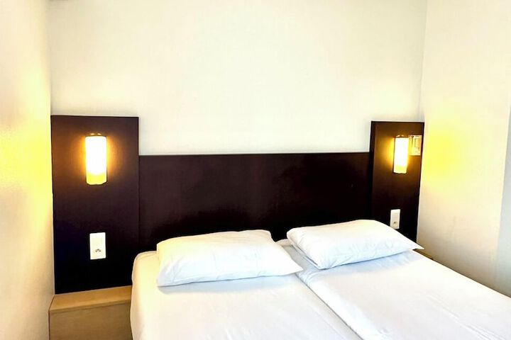 Room 26 of 55