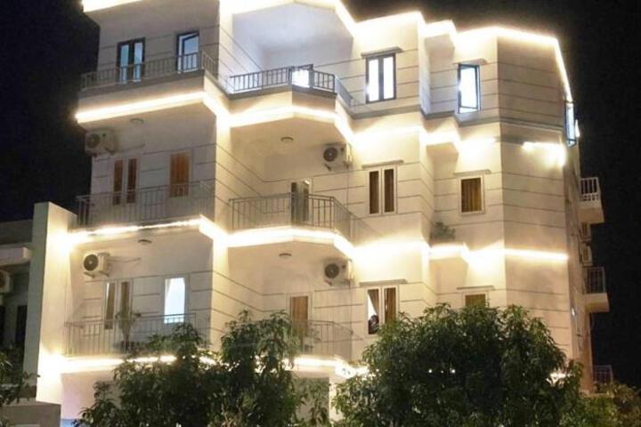 Blue Sea Hotel & Homestay Ha Long