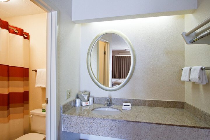 Room 19 of 25