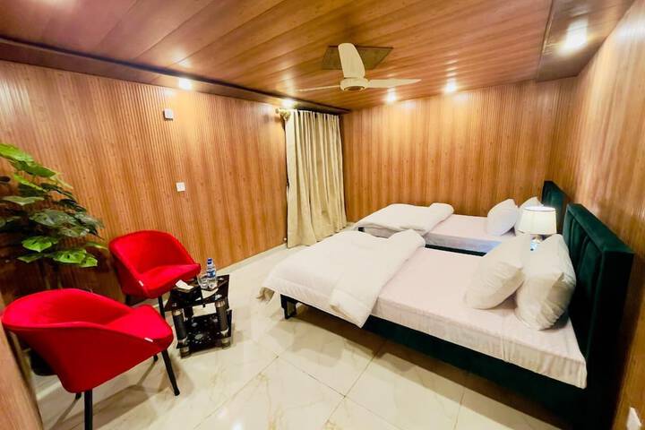 Room 20 of 43
