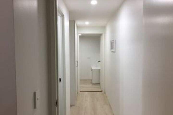 Ballroom/Hall 12 of 34