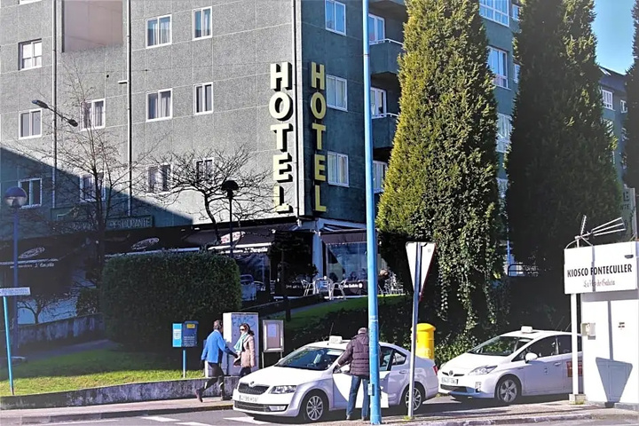 Hotel a Barquina