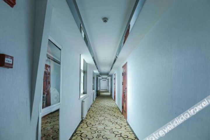 Hotel Interior 8 of 15