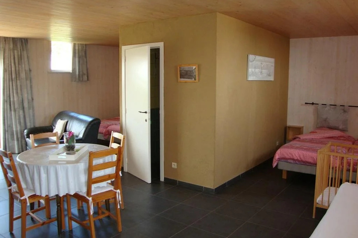 Room 3 of 13