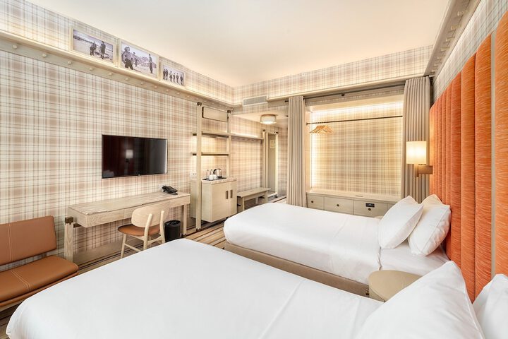 Room 9 of 59