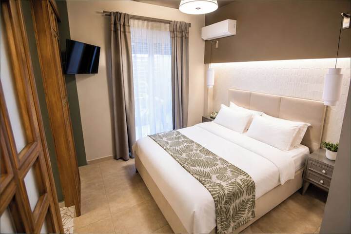 Room 43 of 101