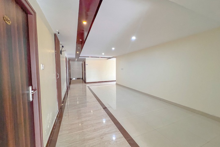 Room 13 of 22