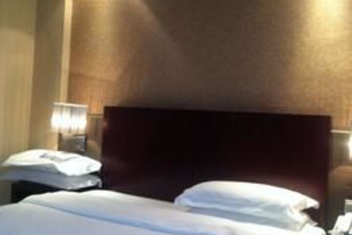 Room 3 of 14