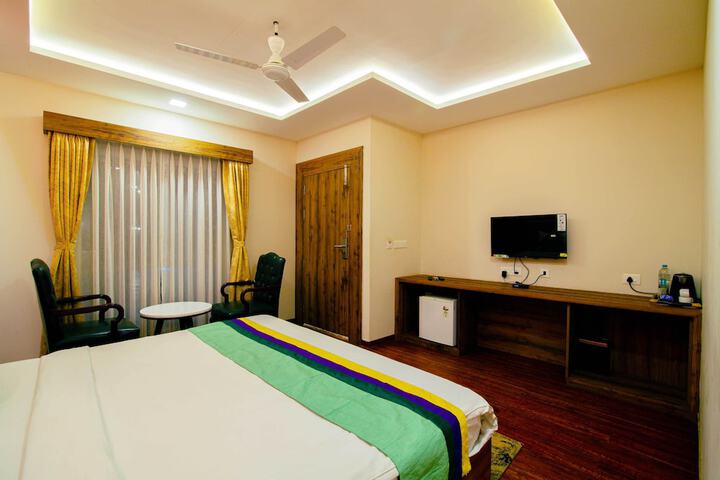 Room 46 of 70