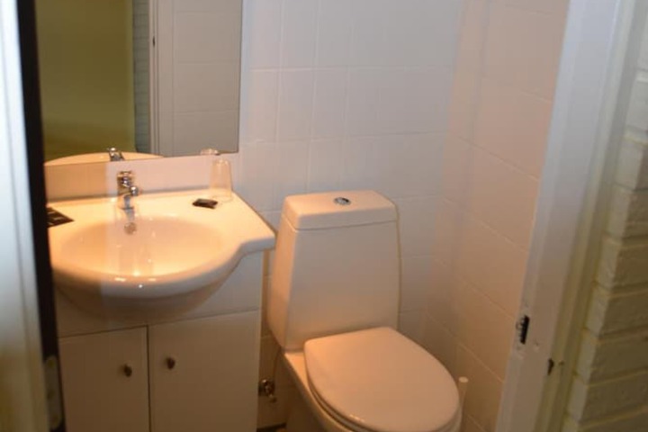 Room 8 of 26