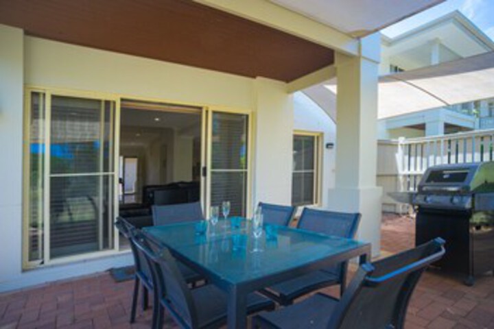 Terrace/Patio 8 of 9