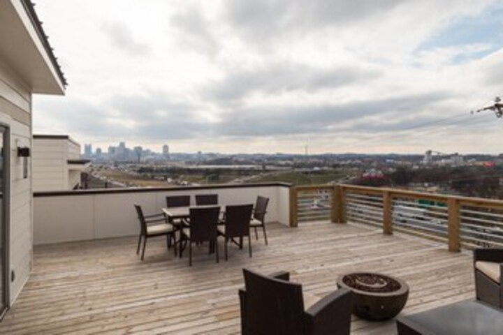 Photo of Sleek 3br 3ba w Rooftop by Downtown by Domio