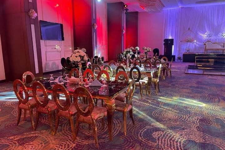 Ballroom/Hall 29 of 37
