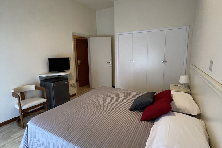 Room 31 of 154