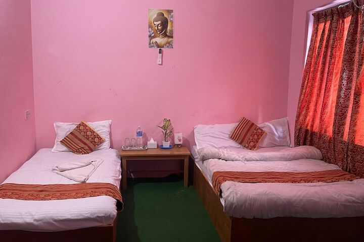 Room 3 of 7