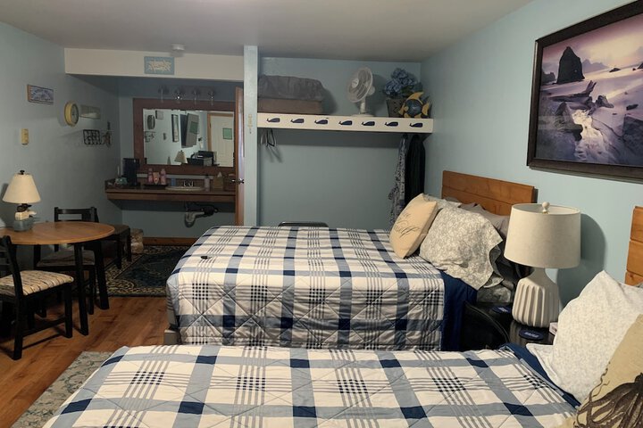Room 106 of 197