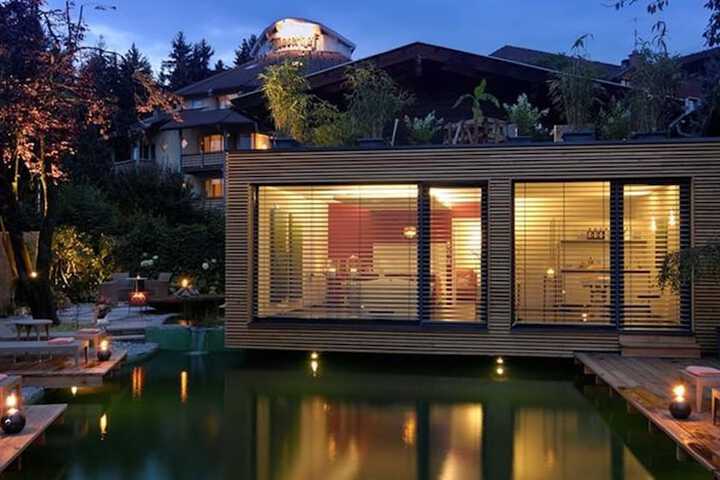 Spa 44 of 70