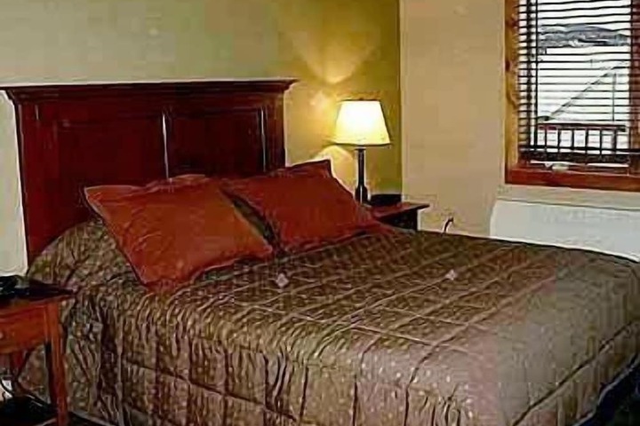 Room 4 of 14