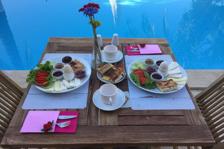 Breakfast/Coffee Service 17 of 28