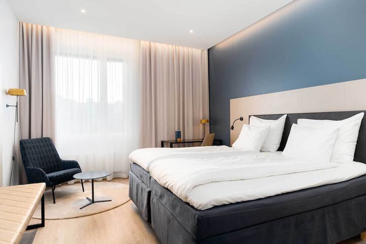 Room 20 of 76
