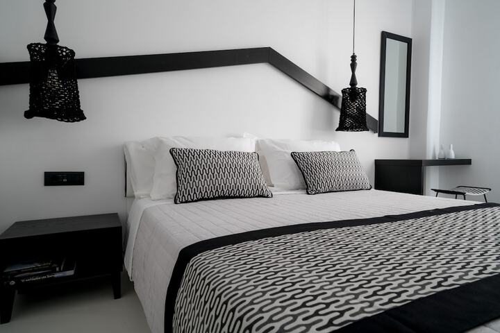 Room 11 of 29