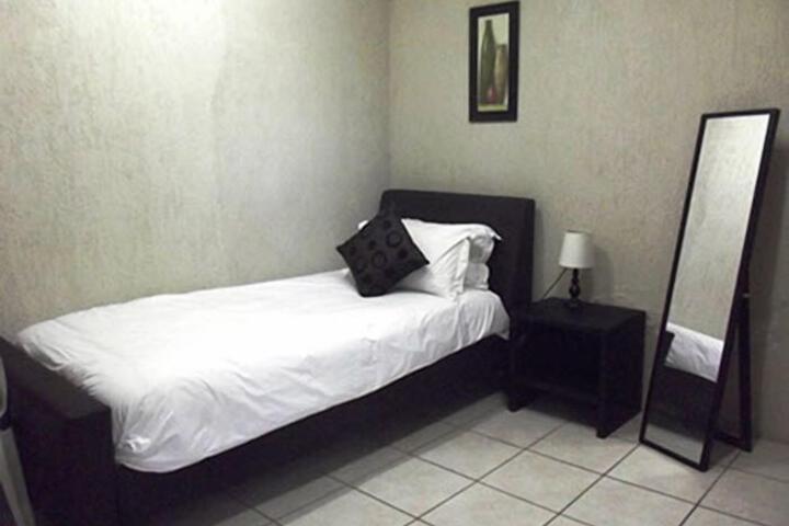 Room 12 of 14