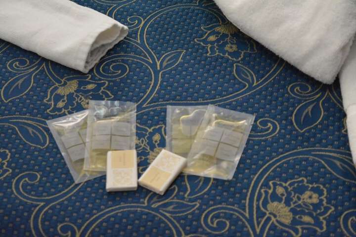 Room amenity